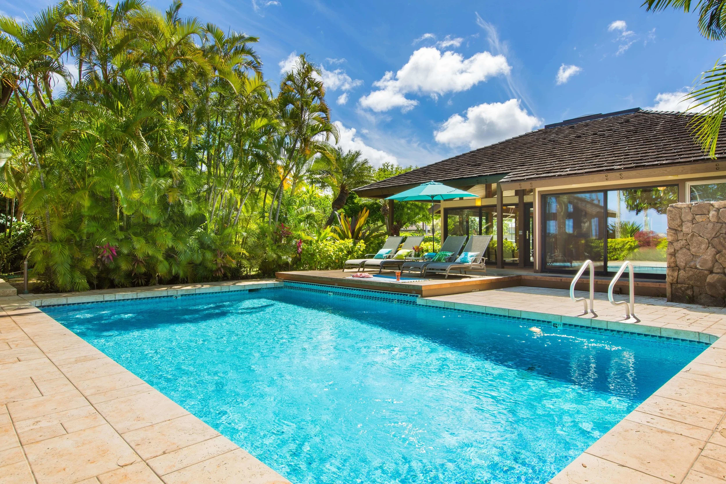 Kahala Mini Resort — Hawaii's Luxury Homes